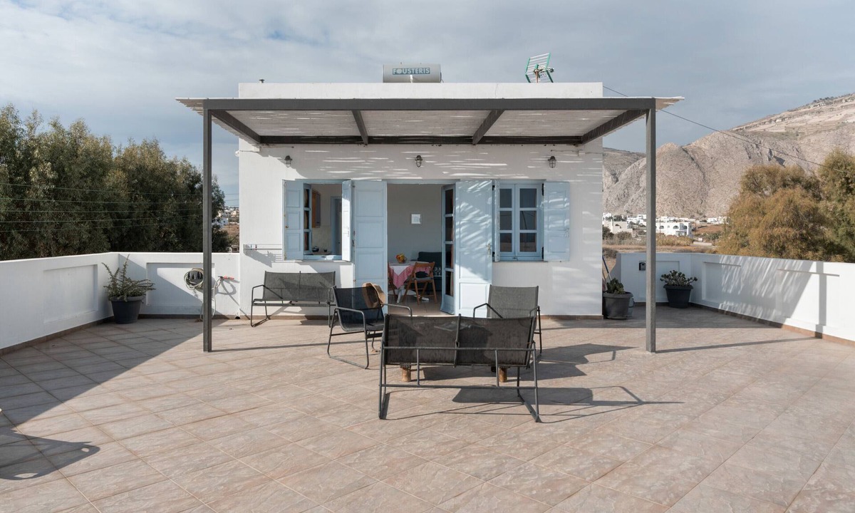 Santorini | Perivolos
