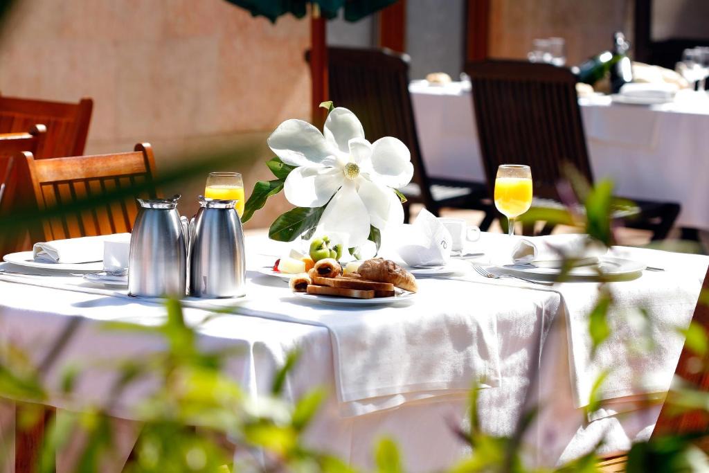 Ayre Hotel | Las Campas y San Claudio