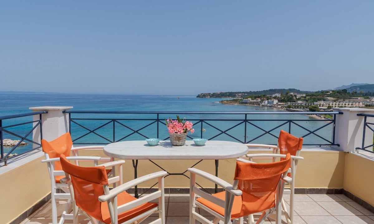 Giannis Alykes Zakynthos Greece | Tsilivi
