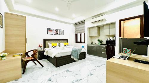 Bluo Golf Course Road Lift | Gurugram