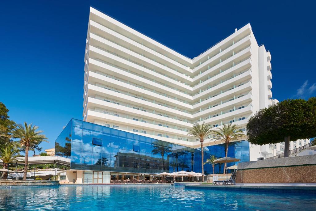 Grupotel Taurus Park | Ses Cadenes