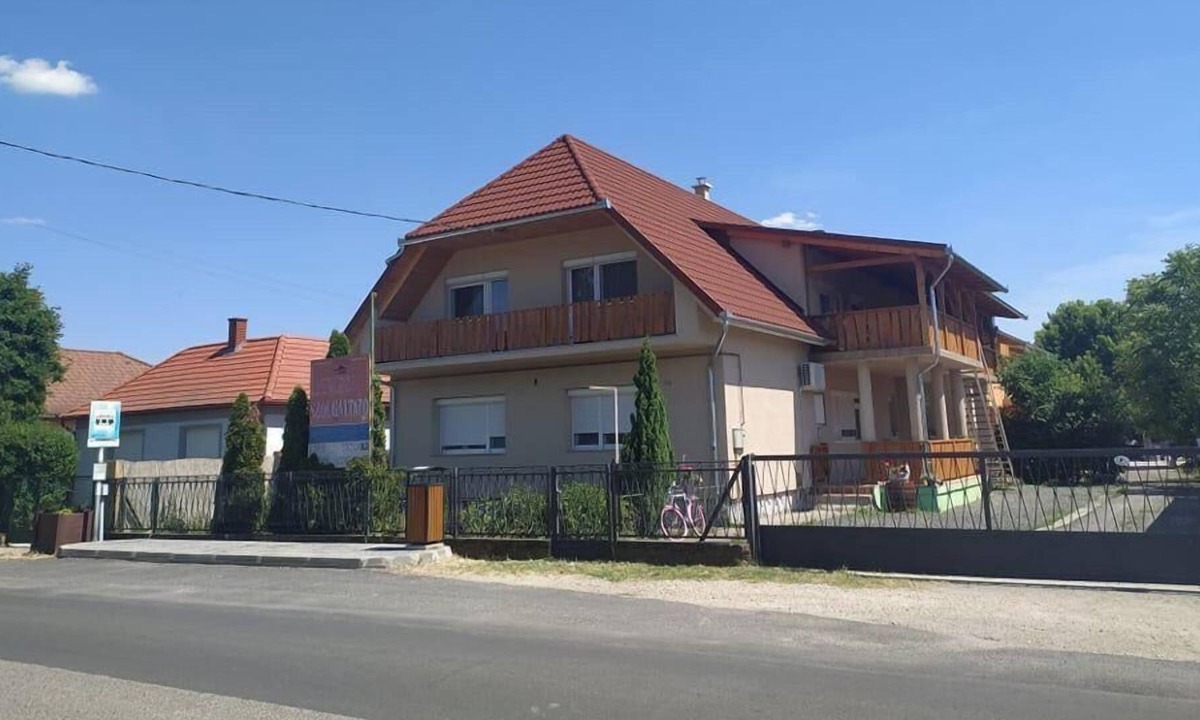 Ferienwohnung Balatonfenyves Für Personen | Balatonfenyves
