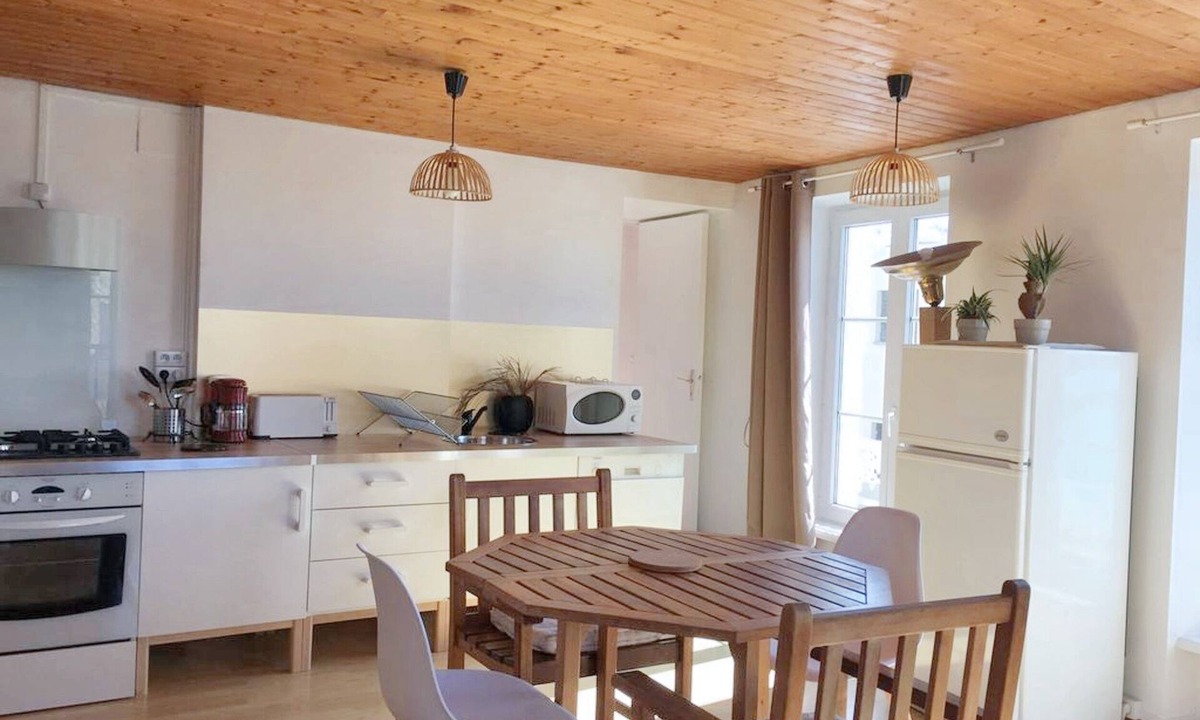 Chambre Avec Vue Sur La Mer Et À Granville Km Plage | Granville