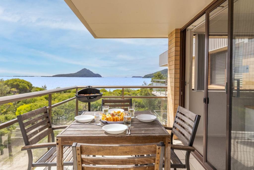 The Beachfront | Nelson Bay