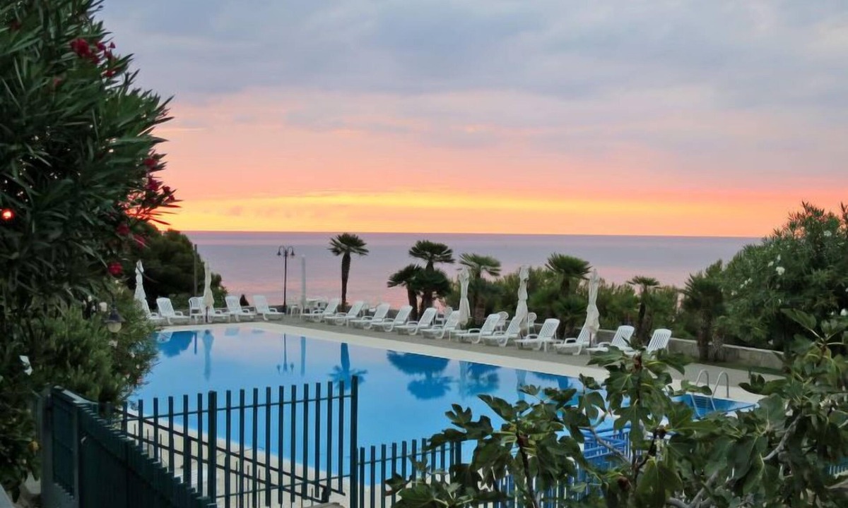 Margherite San Lorenzo Al Mare Persons | Piani-Ciapin
