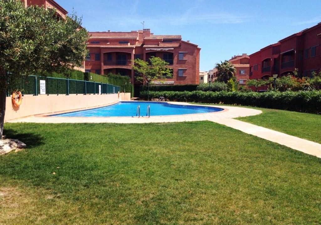 Bajo Marina Sant Jordi | L Almadrava