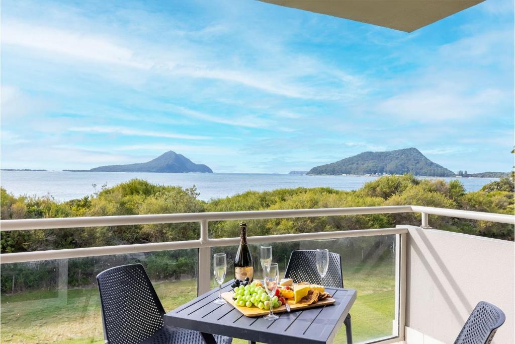 Ocean Shores Close | Nelson Bay