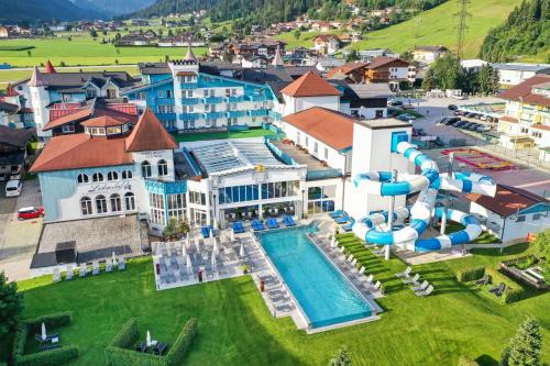 Schlosshotel | Am Feuersang