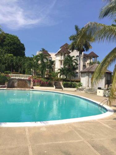 Sky Castles | Ocho Rios