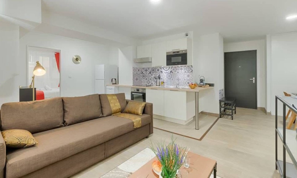 Spacieux Dans Le Air Rental | Les Grands Carmes