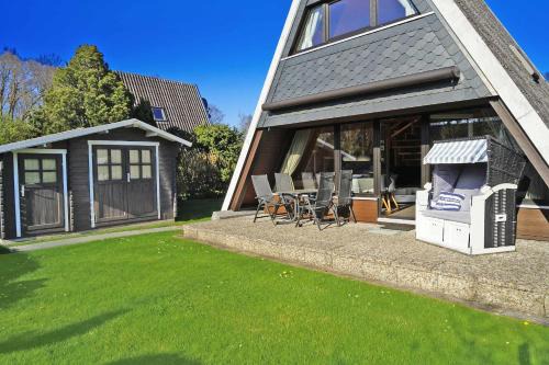 Zeltdachhaus Mit Wlan Und Zaun | Damp