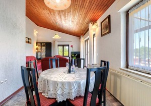 100 m² Apartment ∙ 3 bedrooms ∙ 6 guests