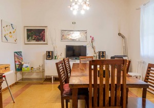 100 m² Apartment ∙ 1 bedroom ∙ 8 guests