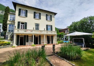 100 m² Castle ∙ 2 bedrooms ∙ 5 guests