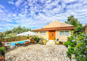 100 m² Villa ∙ 2 bedrooms ∙ 4 guests