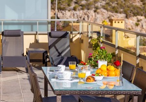 110 m² Apartment ∙ 3 bedrooms ∙ 6 guests