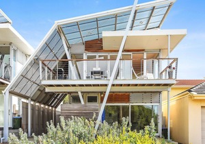 118 Seagull Ave - Large family home, with open plan living and sea views