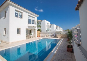 130 m² Villa ∙ 3 bedrooms ∙ 6 guests