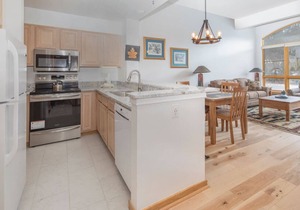 1546 | Wonderful View, Pool & Spa On Keystone Lake