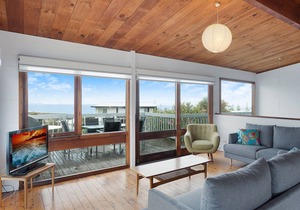 17 Dulling Street - Beach House