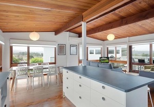 17 Dulling Street - Beach House