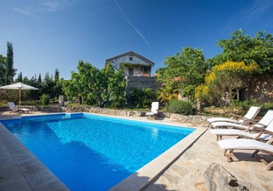 190 m² Villa ∙ 3 bedrooms ∙ 6 guests