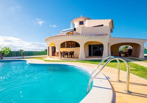 190 m² Villa ∙ 3 bedrooms ∙ 9 guests