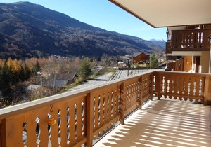 1st floor, balcony, tv, ski locker, 67m², Courchevel
