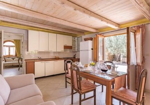 2 bedroom accommodation in Noto -SR-