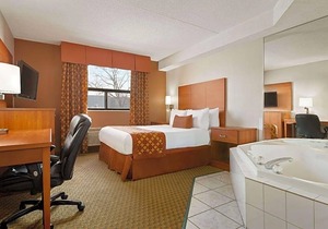 2-Star Hotel ∙ Travelodge by Wyndham Windsor