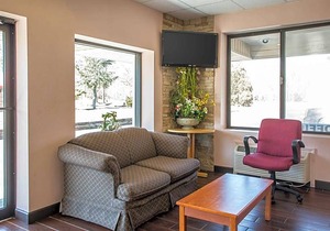 2-Star Hotel ∙ Rodeway Inn Hammonton