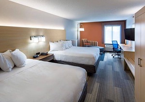 2-Star Hotel ∙ Holiday Inn Express Cedar Rapids - Collins Road, an IHG Hotel