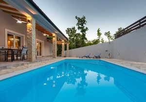 200 m² Apartment ∙ 3 bedrooms ∙ 6 guests