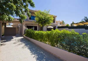 200 m² Villa ∙ 3 bedrooms ∙ 6 guests