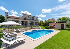 200 m² Villa ∙ 4 bedrooms ∙ 8 guests