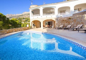 220 m² House ∙ 4 bedrooms ∙ 8 guests