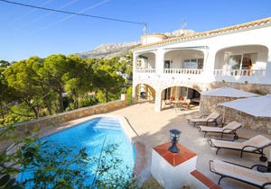 220 m² House ∙ 4 bedrooms ∙ 8 guests