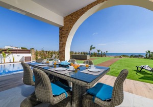 230 m² Villa ∙ 5 bedrooms ∙ 10 guests