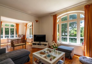 250 m² House ∙ 4 bedrooms ∙ 8 guests