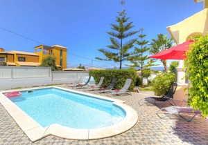 250 m² Villa ∙ 6 bedrooms ∙ 12 guests