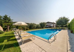 3 bedroom accommodation in Caprino Veronese VR