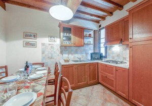 3 bedroom accommodation in Orentano PI