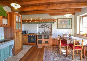 3 bedroom accommodation in Stregna