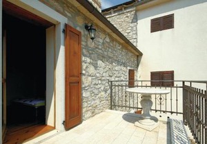 3 Bedroom Cozy Home In Kastelir