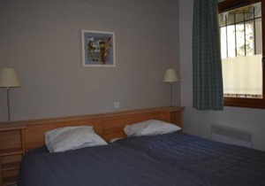 3 Pièces Cabine avec Balcon et Parking à Font-Romeu - FR-1-580-57