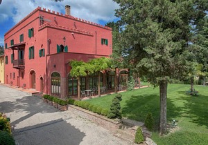 300 m² Villa ∙ 9 bedrooms ∙ 17 guests