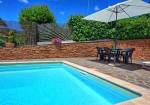 300 m² Villa ∙ 4 bedrooms ∙ 10 guests