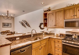 3Br Ski Tip Townhome 8713-No Cleaning Fees by RedAwning