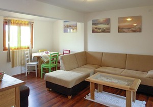 4 bedroom accommodation in Krk