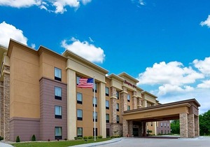 4-Star Hotel ∙ Hampton Inn Iowa City/University Area